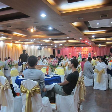 Lopburi Inn Hotel Buitenkant foto