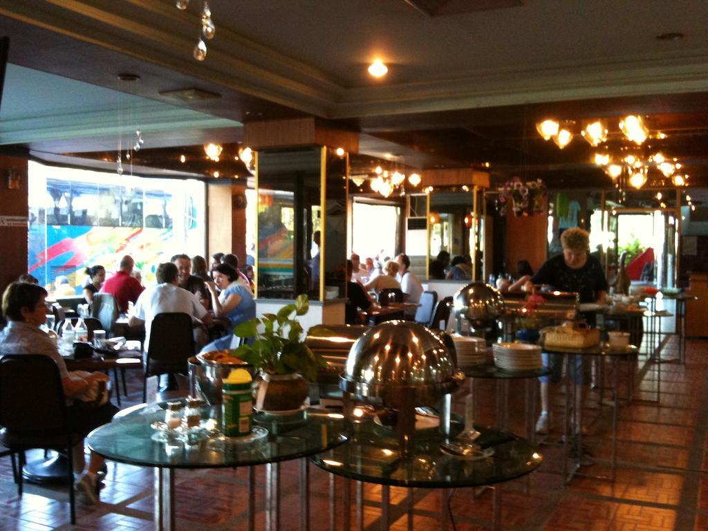 Lopburi Inn Hotel Buitenkant foto