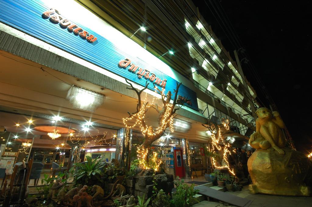 Lopburi Inn Hotel Buitenkant foto