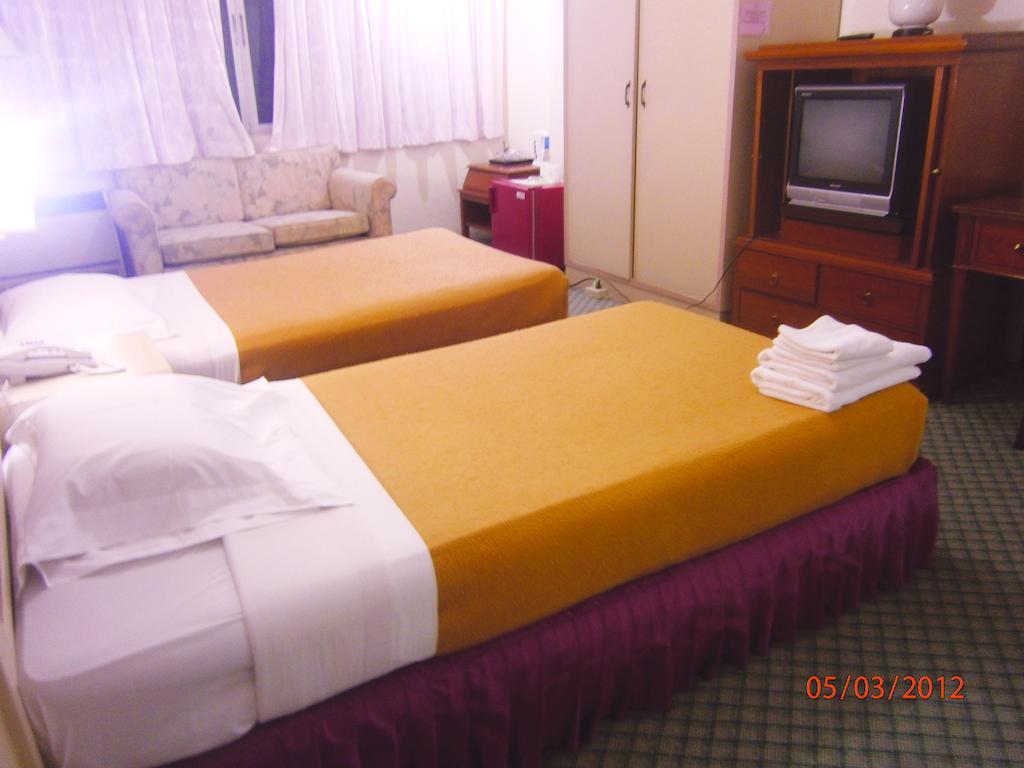 Lopburi Inn Hotel Kamer foto